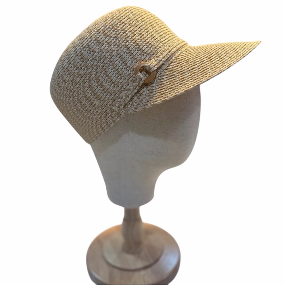 Croft & Barrow Natural Beige Straw Women's Summer Beachwear Cap W/ Button Accent - Picture 1 of 6